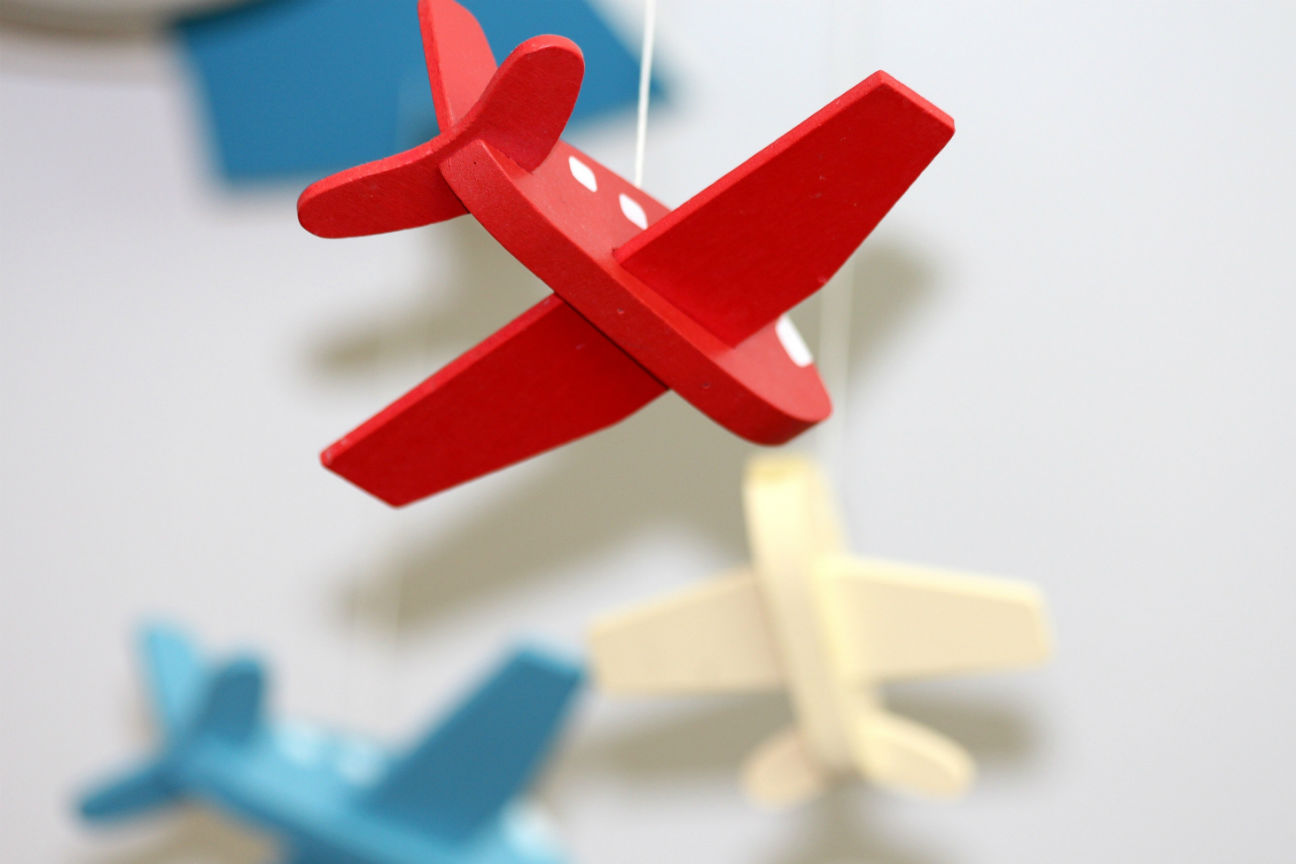 toy planes